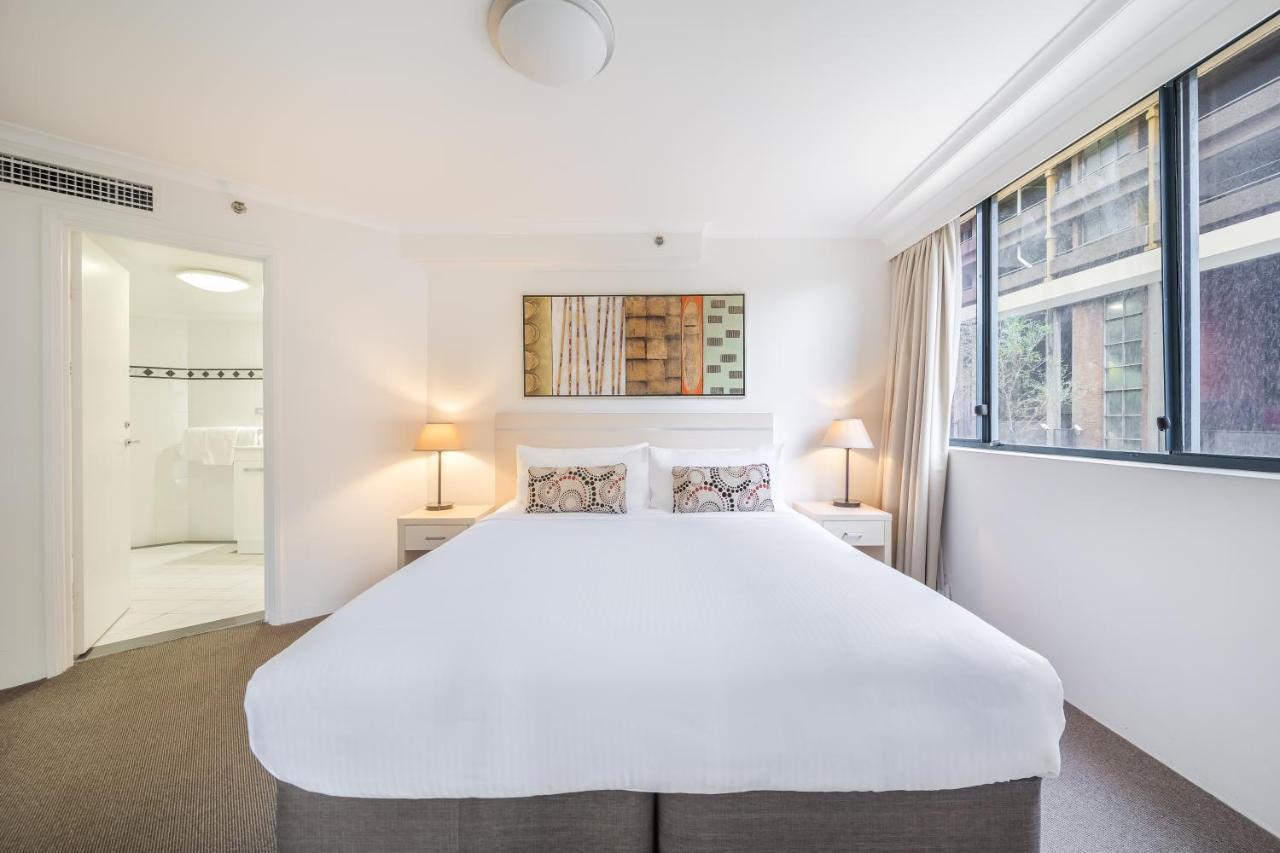 Oaks Sydney Castlereagh Suites Экстерьер фото
