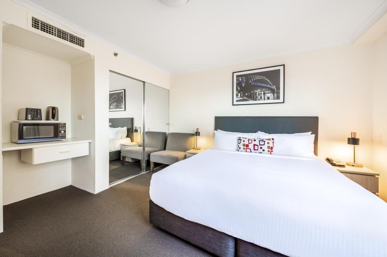 Oaks Sydney Castlereagh Suites Экстерьер фото