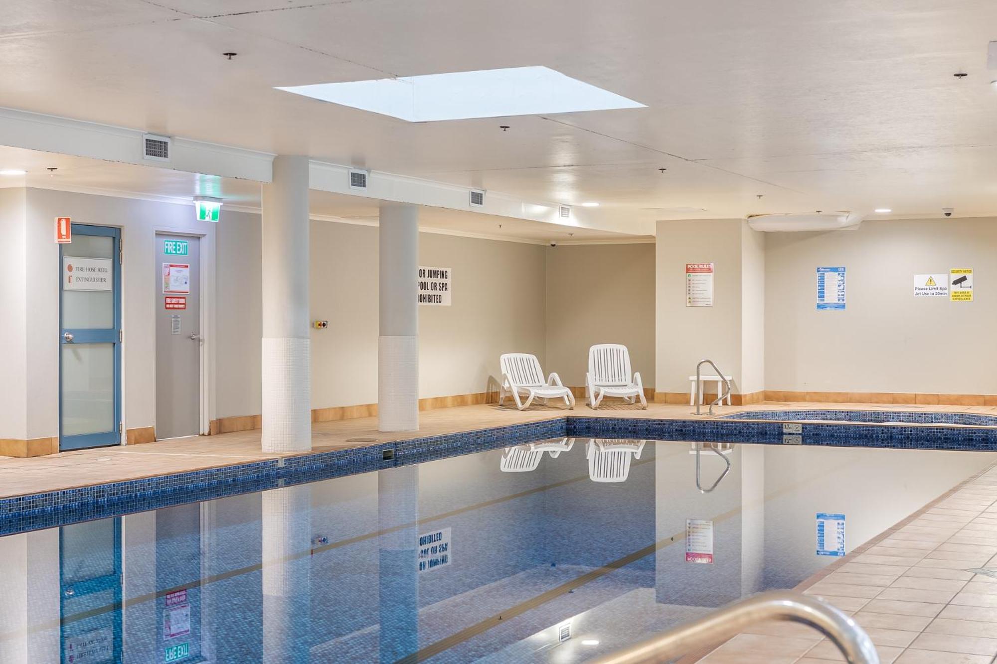 Oaks Sydney Castlereagh Suites Экстерьер фото