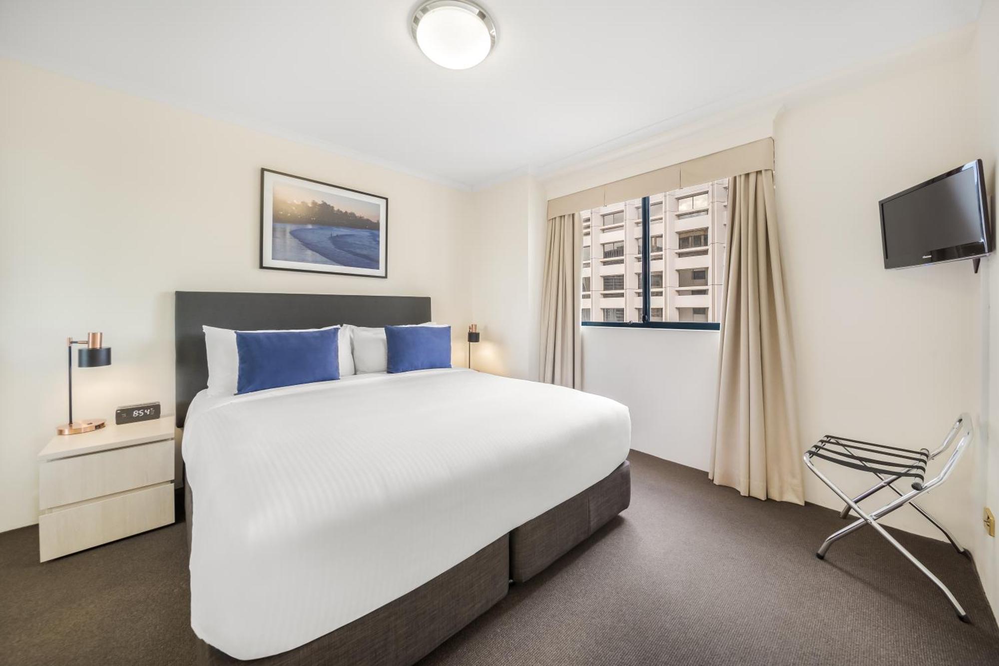 Oaks Sydney Castlereagh Suites Экстерьер фото