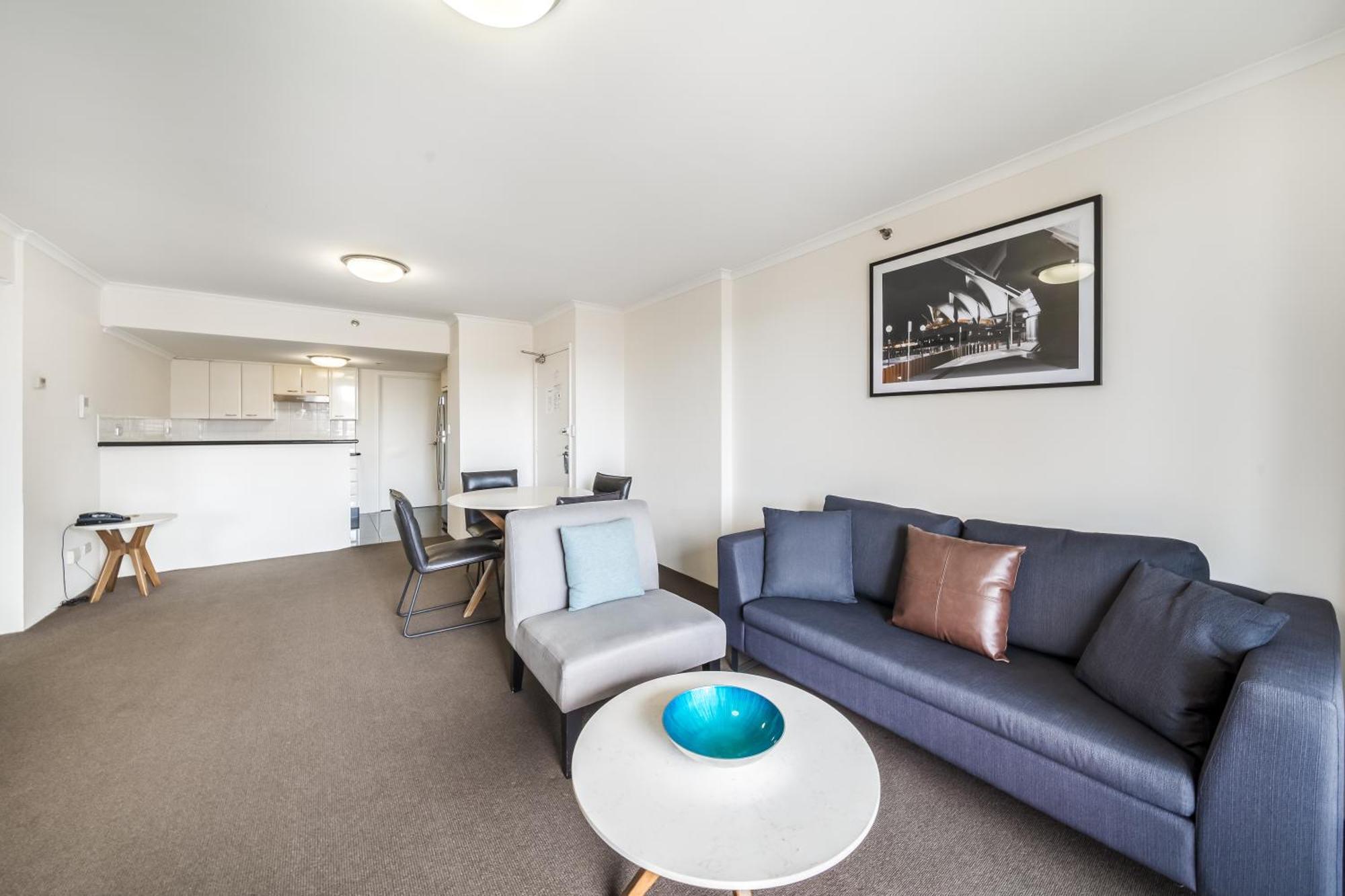 Oaks Sydney Castlereagh Suites Экстерьер фото